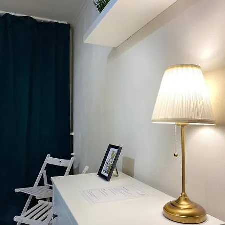 Halby Rondo Onz Guest house Warsaw