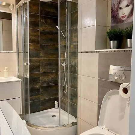 Pensión Halby Rondo Onz