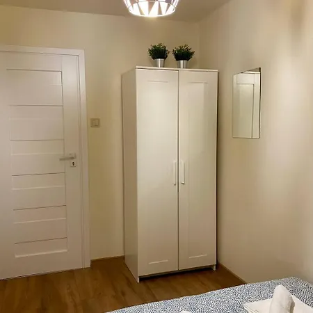 Halby Rondo Onz * Varsovia