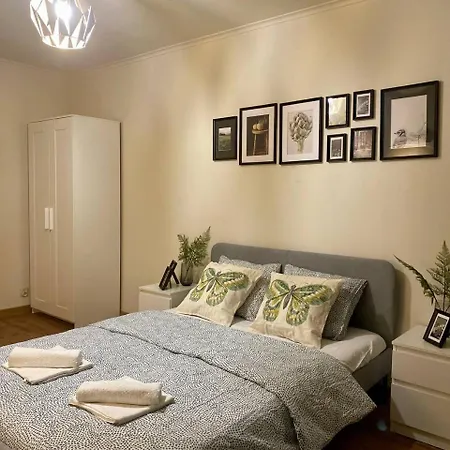 Pensión Halby Rondo Onz *